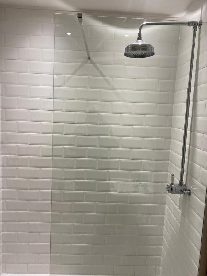 The Rose And Crown Hotell Leicester Eksteriør bilde
